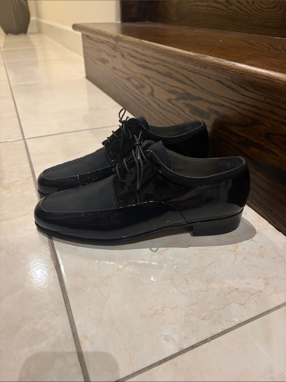 Wedding ready! Men's Black Patent/Satin Lace-Up Formal Shoes Size 9.5 Mens